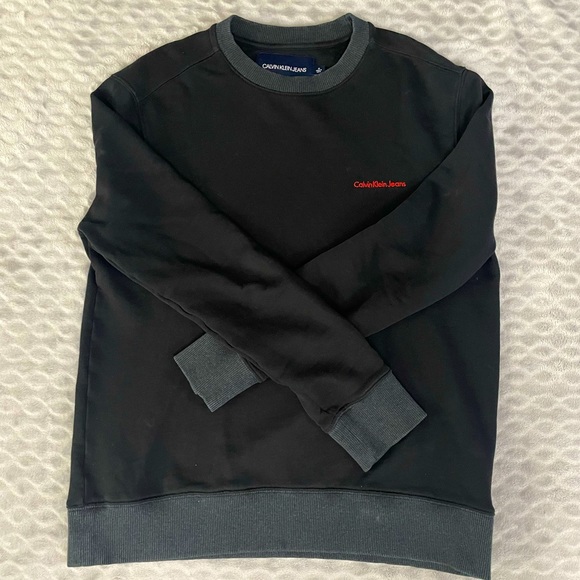Calvin Klein Crewneck - Picture 1 of 7